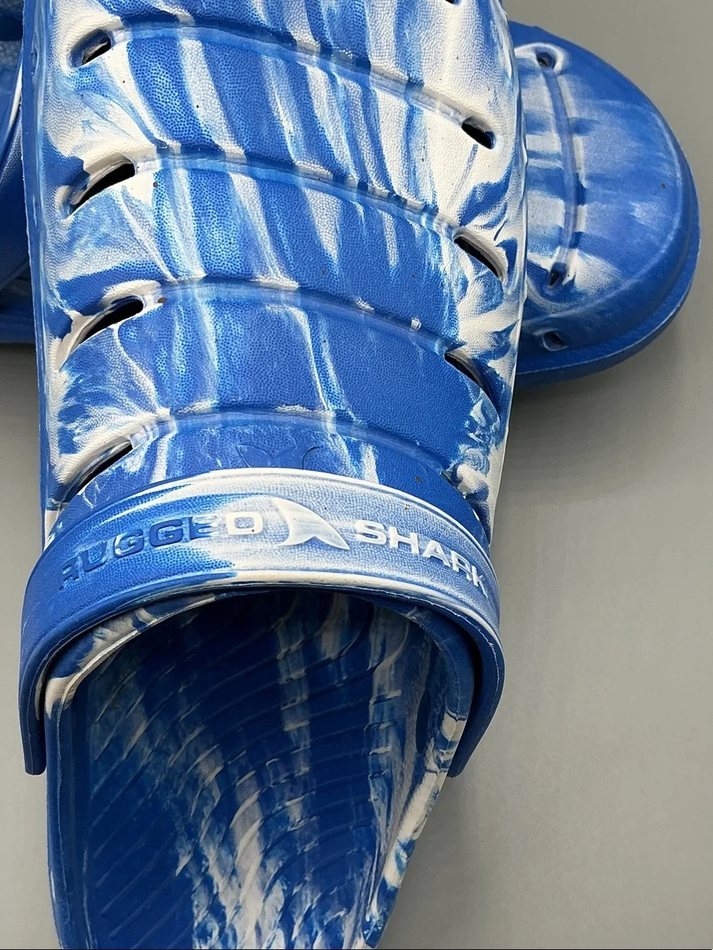 Rugged Shark Blue & White Marbled Slip-On Sandals, men’s size 13